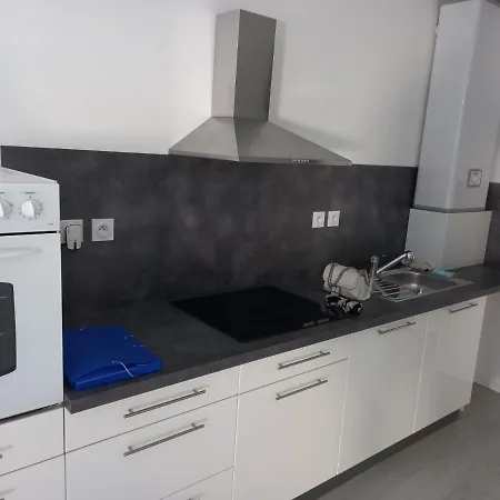 Tres Bel Appartement Condrieu Exterior photo