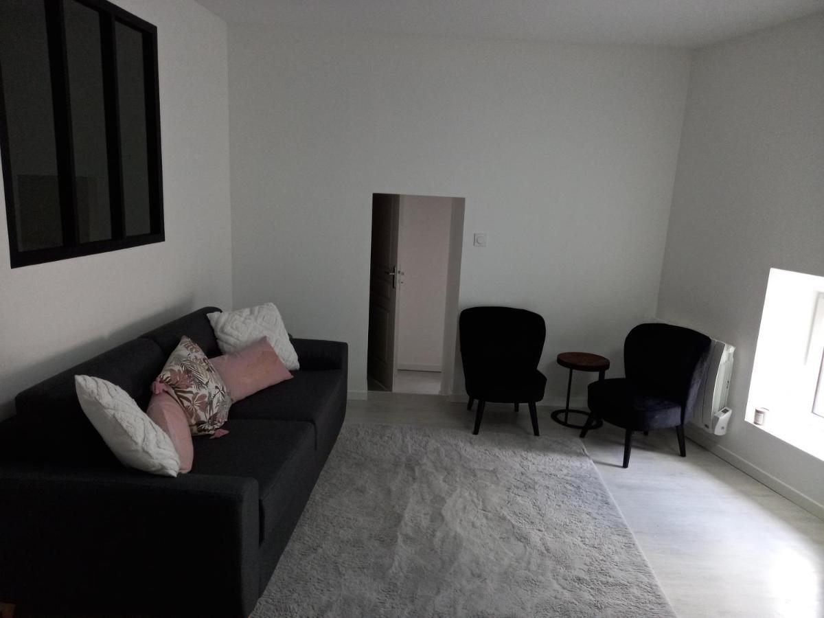 Tres Bel Apartment *